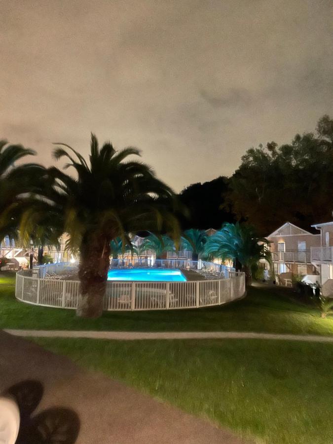 Résidence LA CROISIERE Anglet Exterior foto